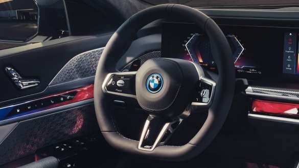 M kožni volan BMW M760e xDrive Sedan G70 M kožni volan BMW M760e xDrive Sedan G70