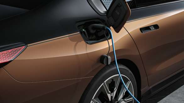 BMW M eDrive BMW i7 M70 xDrive Sedan G70 BMW i7 M70 xDrive Sedan G70 BMW M eDrive