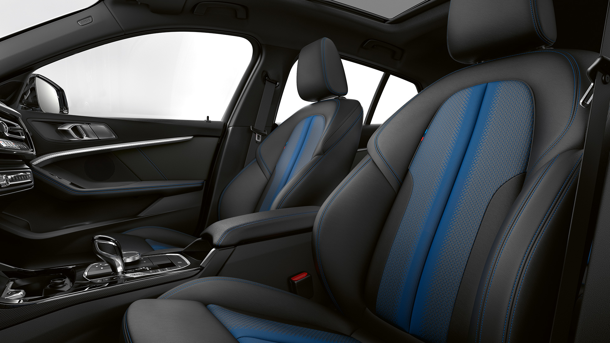 M Sport sedišta. BMW serije 1 Model M Sport, enterijer sa M Sport sedištima.