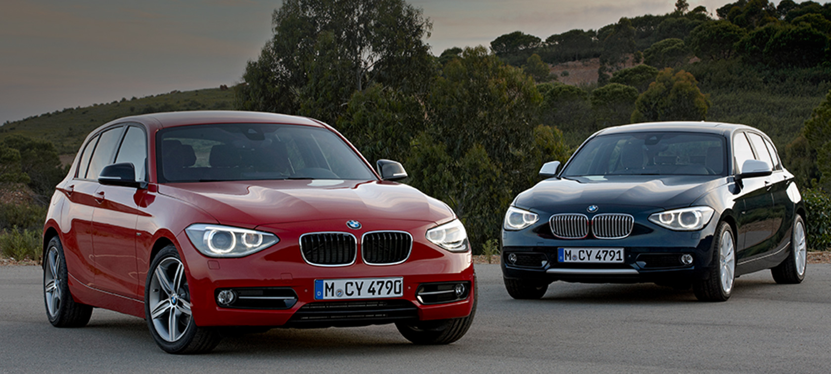 BMW Serije 1 (F20) Sport and Urban linije vozila, parkirani BMW Serije 1 (F20) Sport and Urban linije vozila, parkirani