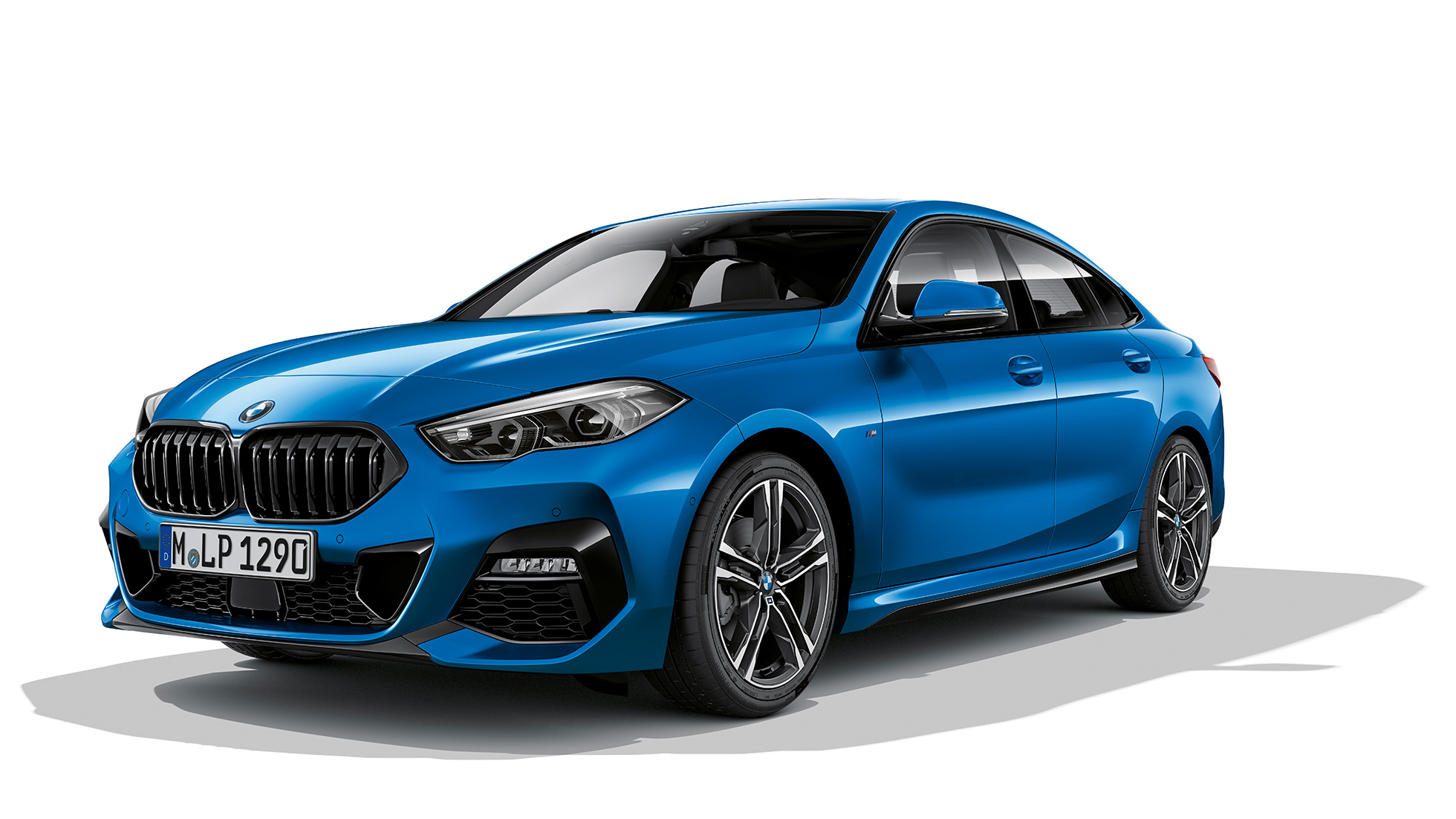 M aluminijumski točkovi BMW Serije 2 Gran Coupé M Sport M aluminijumski točkovi BMW Serije 2 Gran Coupé M Sport Misano Blue metalizirana F44 tročetvrtinski pogled spreda