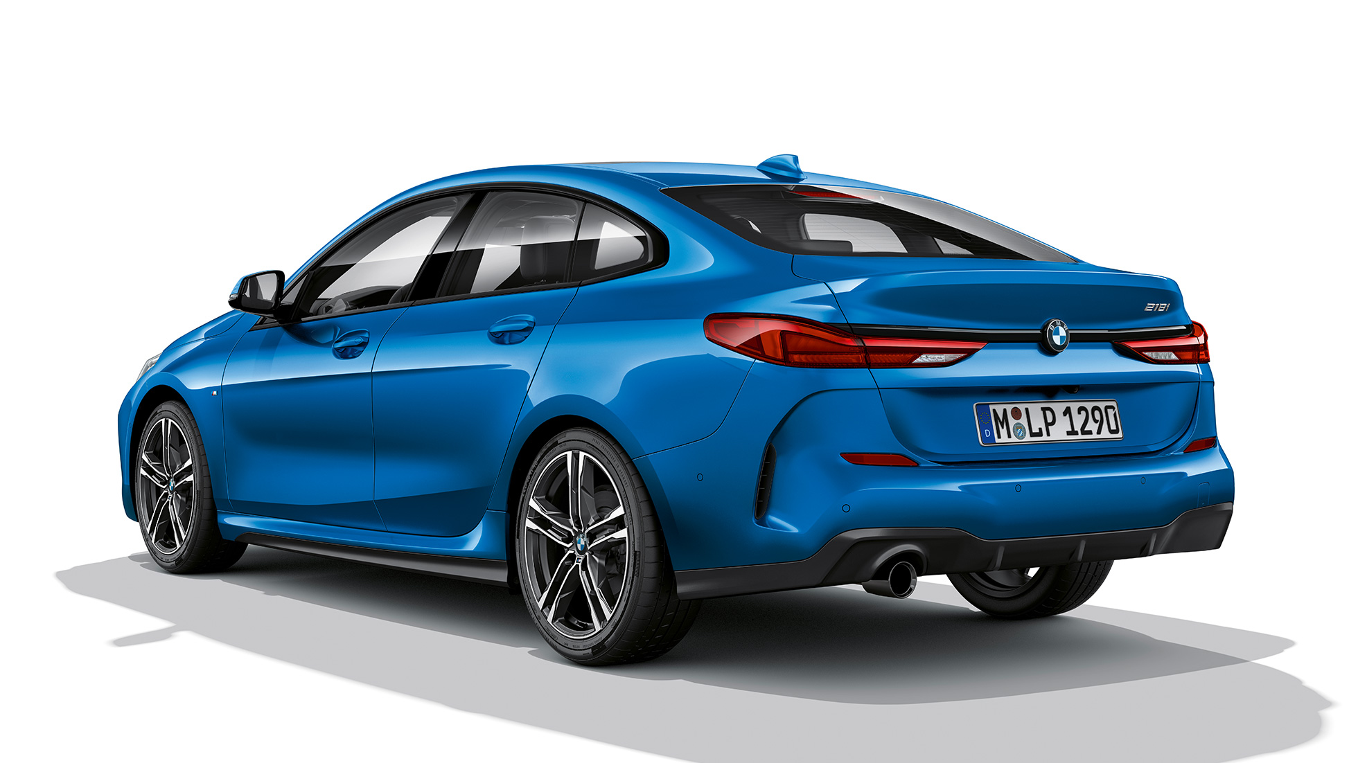 BMW Individual Shadow Line visokog sjaja BMW Serije 2 Gran Coupé Model M Sport BMW Individual high-gloss Shadow Line BMW Serije 2 Gran Coupé Model M Sport Misano Blue metalizirana F44 tročetvrtinski pogled sa strane