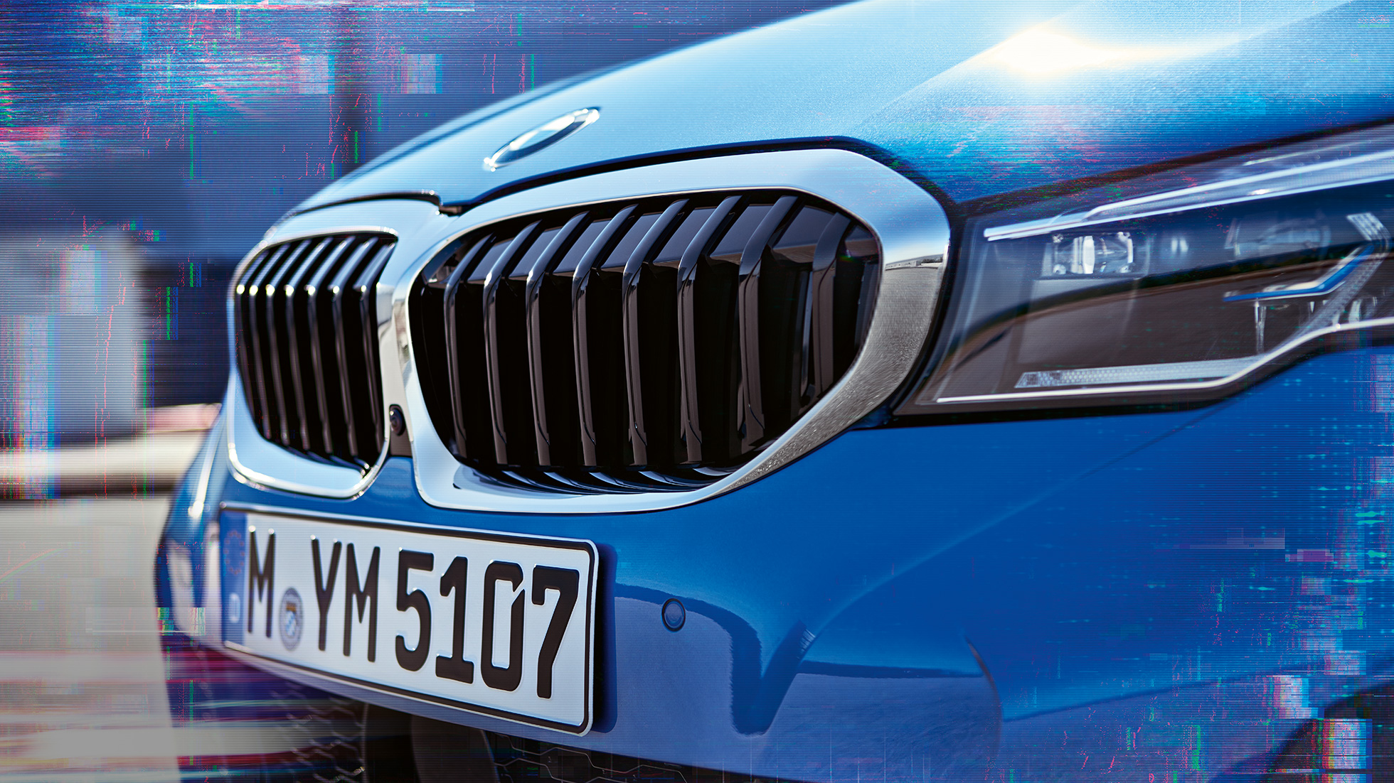 BMW Serija 3 Sedan, dvostruka prednja rešetka. Bočni pogled izbliza na dvostruku prednju rešetku modela BMW Serije 3 Sedan.
