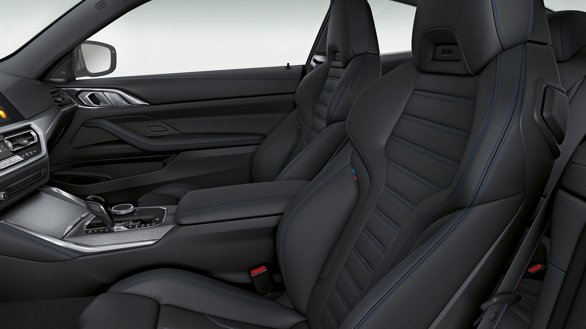 Kabina BMW kupea serija 4 M Sport paket G22 2020 BMW kupe serija 4 M Sport paket G22 2020 enterijer kabine