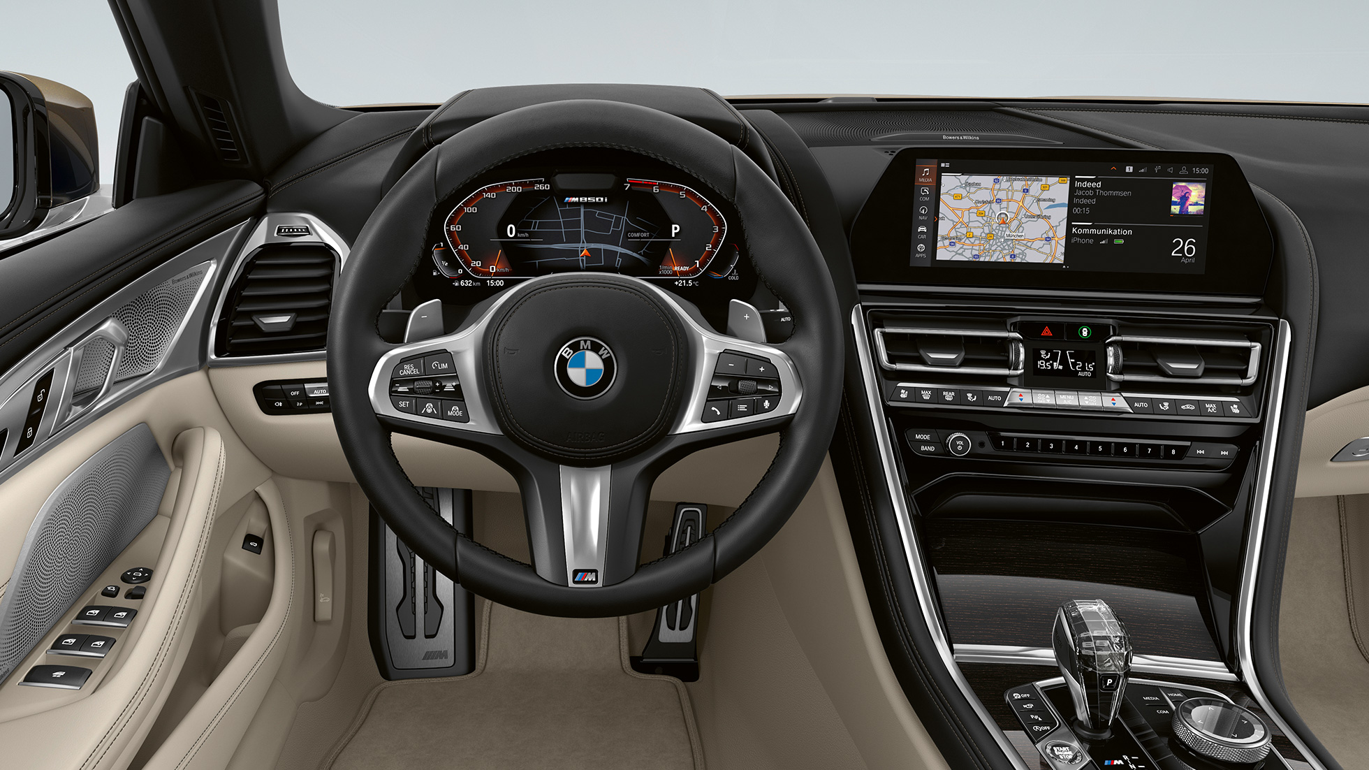 BMW M850i xDrive, Dravit Grey metalizirani, kabina sa M kožnim volanom. BMW M850i xDrive, Dravit Grey metalizirani, kabina sa M kožnim volanom.