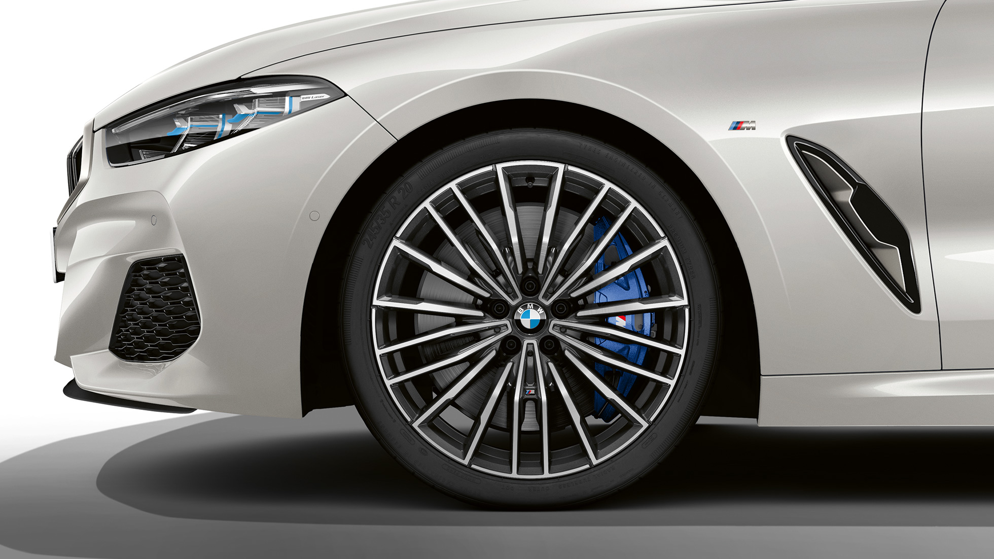 BMW M850i xDrive, 20” aluminijumski točkovi multi-spoke 729 M. BMW M850i xDrive, 20” aluminijumski točkovi multi-spoke 729 M.