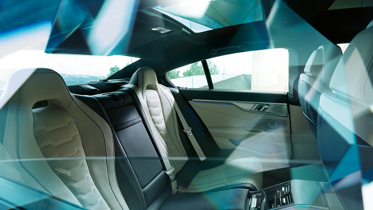Karakter sportskog automobila pozadi BMW serije 8 Gran Coupé, karakter sportskog automobila pozadi