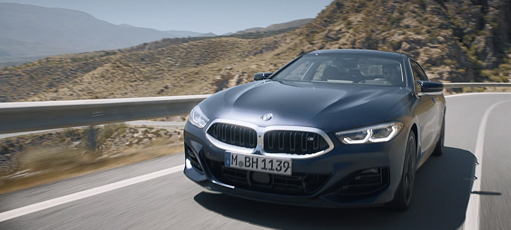 BMW Serije 8 Gran Coupé G16 LCI Facelift 2022 vozna dinamika u video zapisu