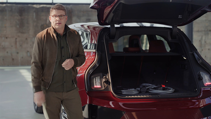 BMW iX i20 2021 električni SUV BMW Fleksibilni brzi punjač Video