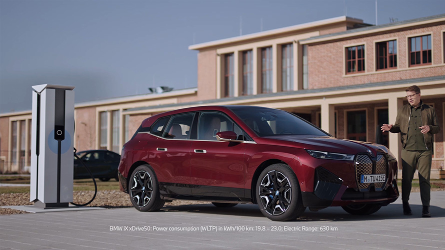 BMW iX i20 2021 električni SUV BMW Dopuna baterije Video