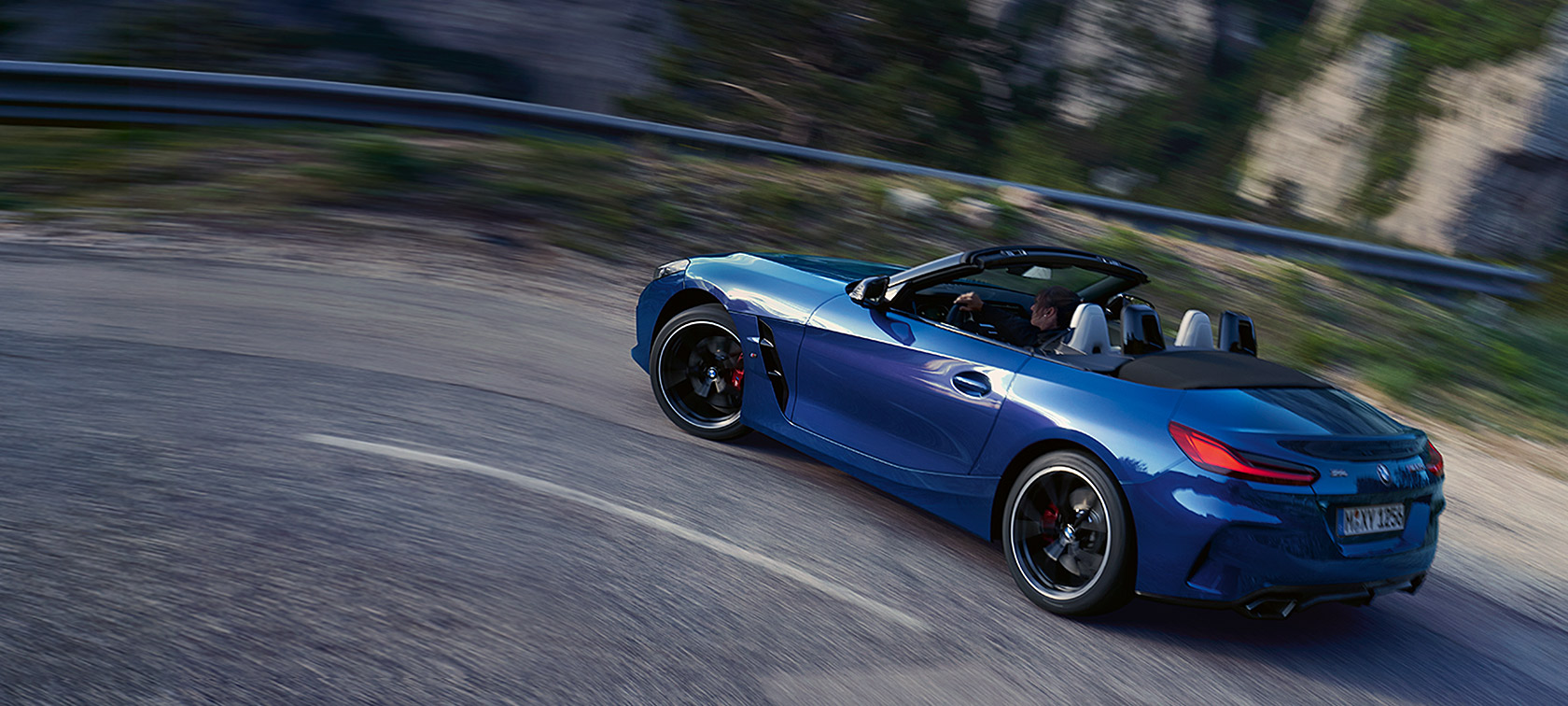 BMW Z4 M40i G29 2022 Portimao plave boje