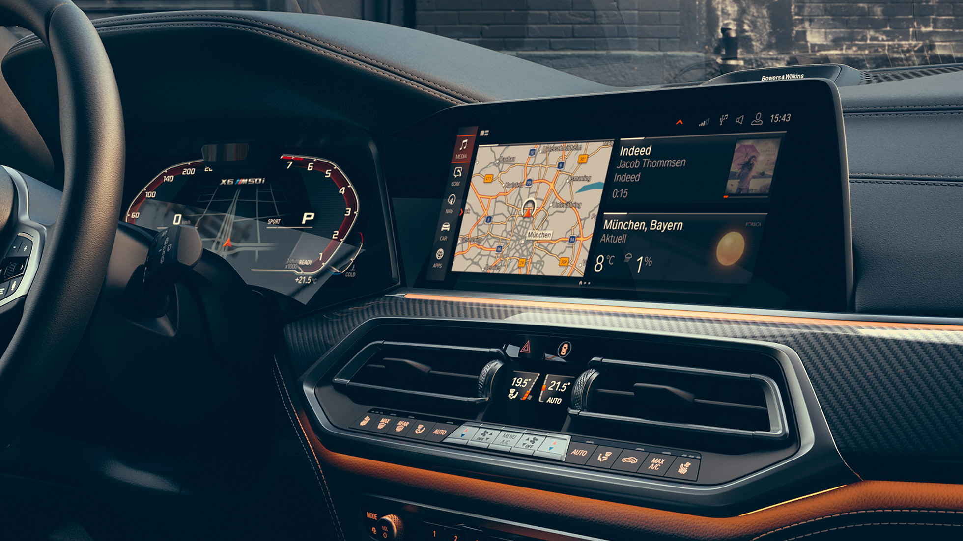 BMW X6 M50i, kabina. BMW X6 M50i, kabina, orijentisana prema vozaču.