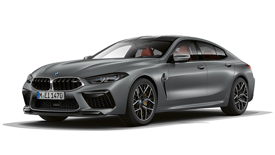 BMW M8 Gran kupe F93 LCI Facelift 2022 BMW Individual Frozen Pure siva metalik boja tročetvrtinski prednji prikaz