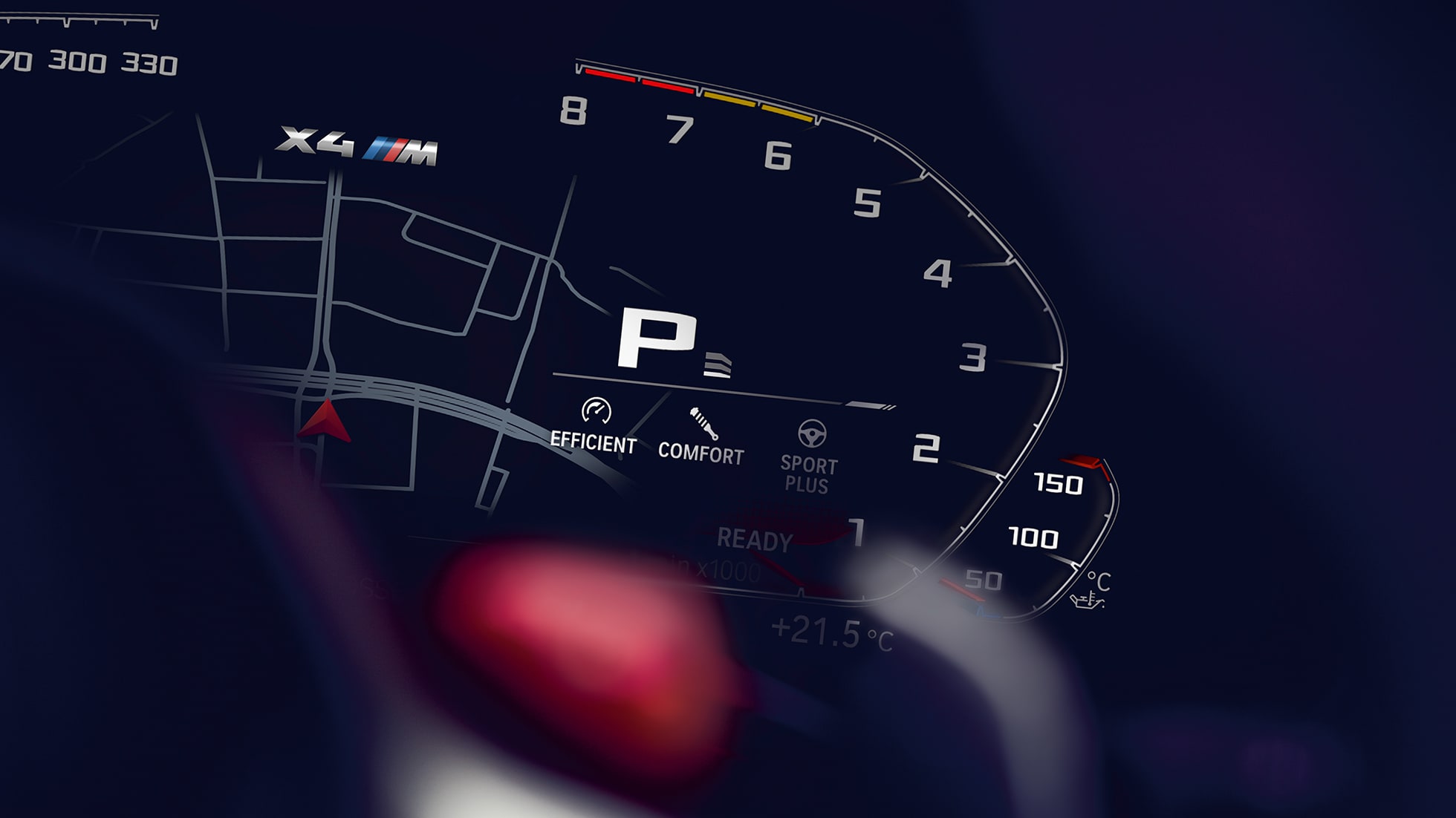 BMW X4 M Competition, brojač obrtaja. BMW X4 M Competition, enterijer, instrument tabla sa brojem obrtaja.
