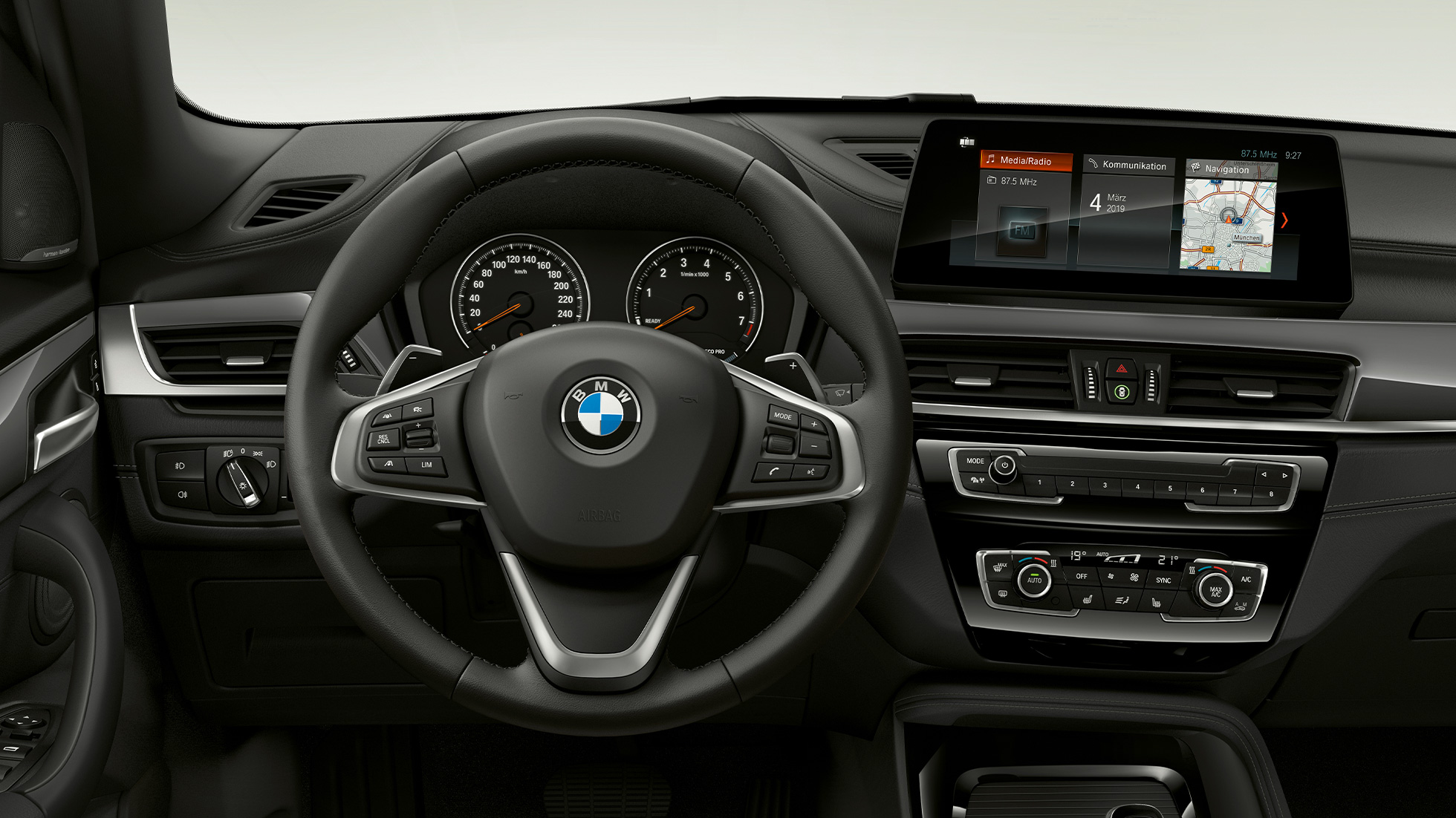 BMW X1, Model xLine, enterijer BMW X1, Model xLine,enterijer sa fokusom na kabini