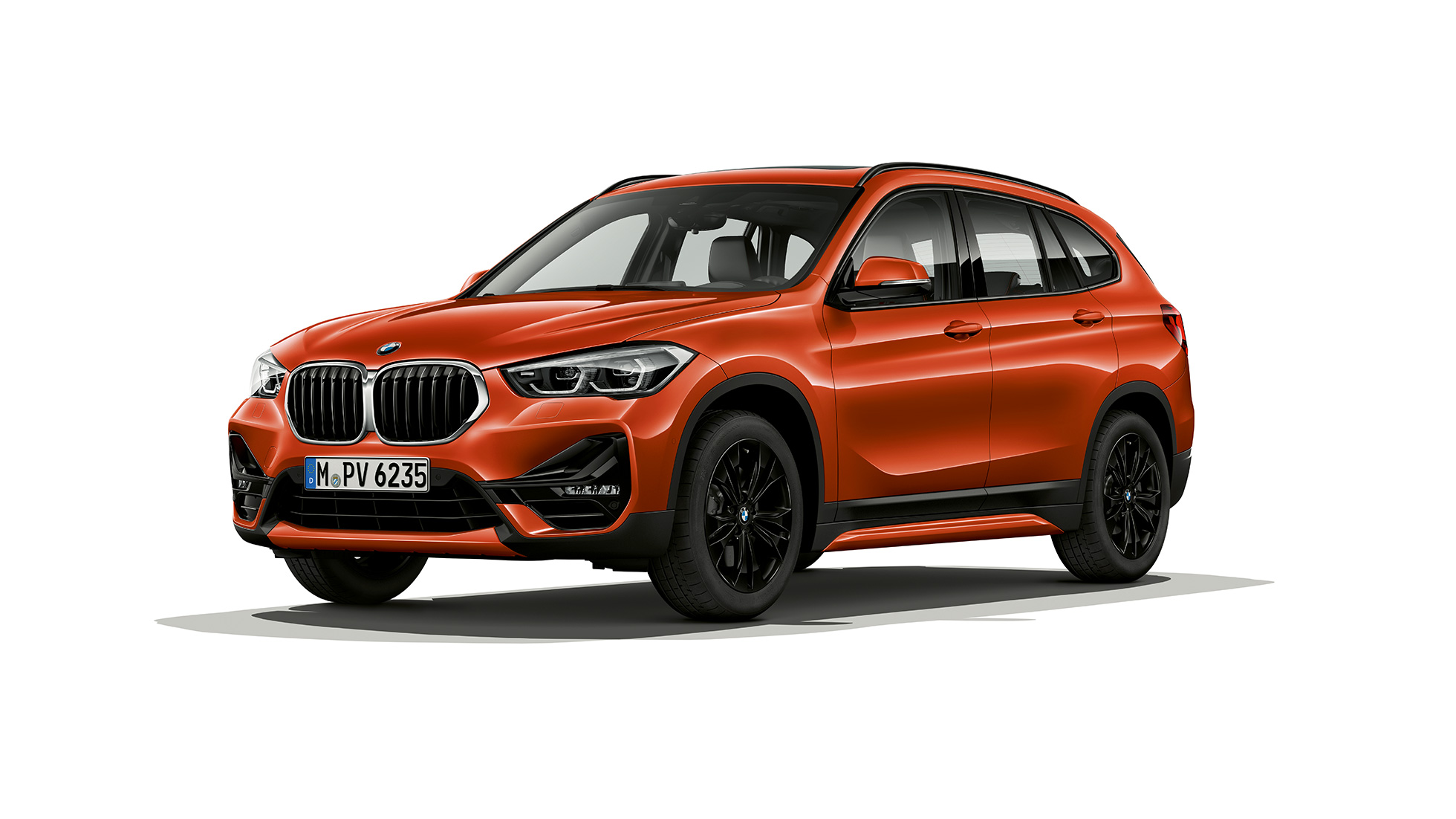 BMW X1, Model Sport Line, tročetvrtinski pogled spreda BMW X1, Model Sport Line, tročetvrtinski pogled spreda, studijski snimak