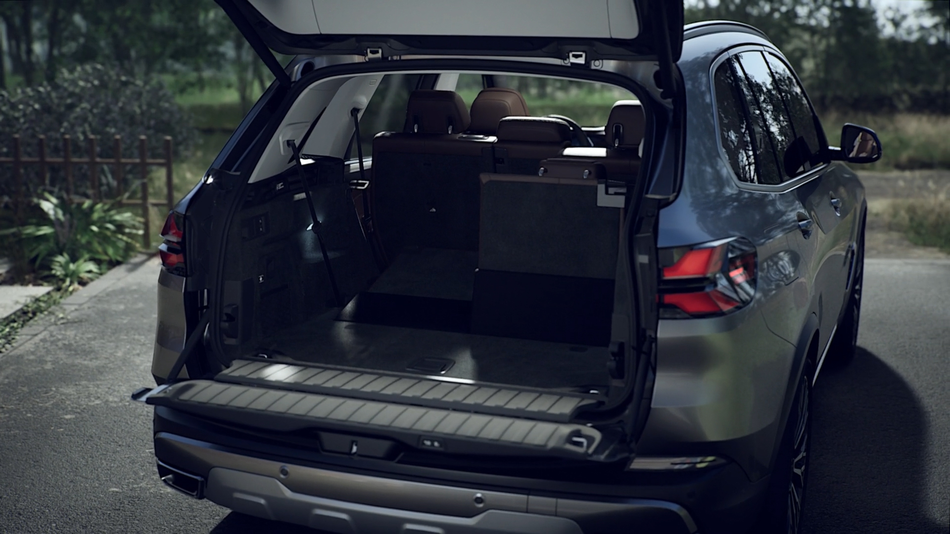 Video o prostranosti vozila BMW X5 G05 LCI BMW X5 G05 LCI Video o prostranosti vozila