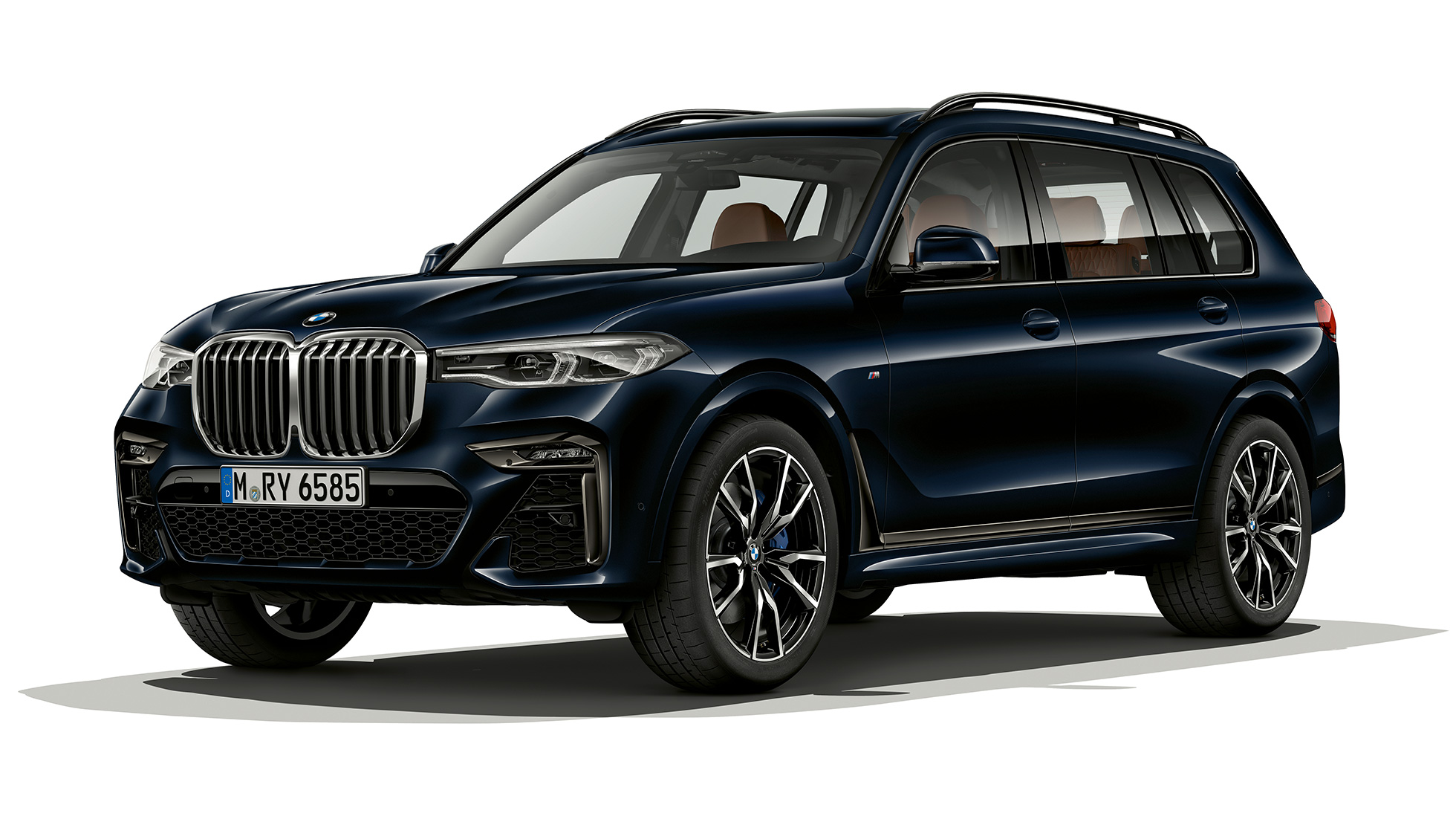 BMW X7 BMW Individual X7 40i xDrive Studijski snimak vozila BMW X7, tročetvrtinski pogled spreda na model BMW Individual X7 40i xDrive