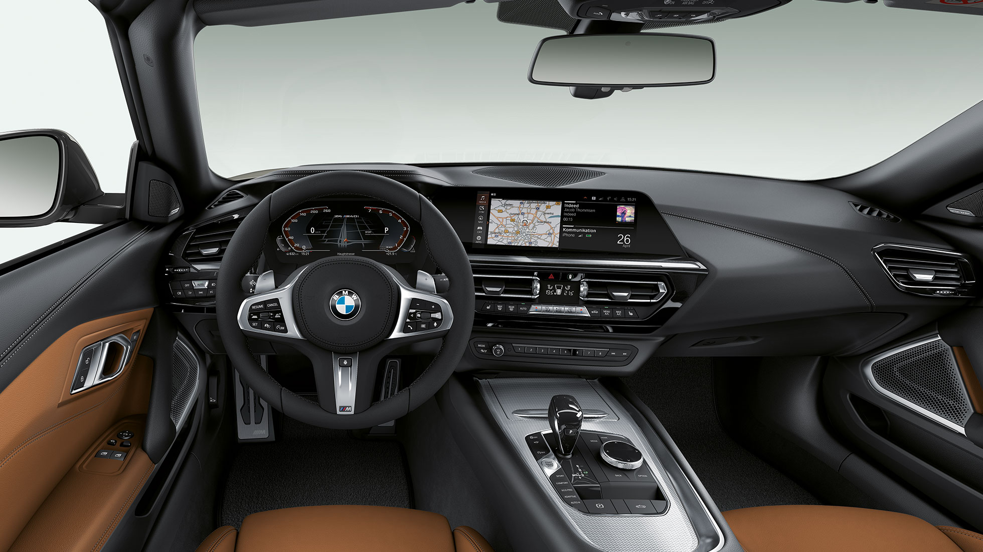 BMW Z4 Roadster M40i BMW Z4 Roadster M40i, volan i mesto vozača