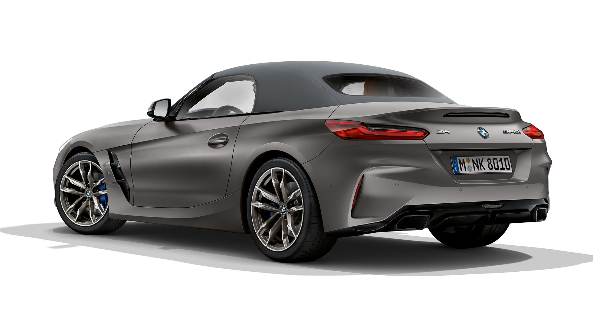 BMW Z4 Roadster M40i BMW Z4 Roadster M40i, tročetvrtinski snimak otpozadi