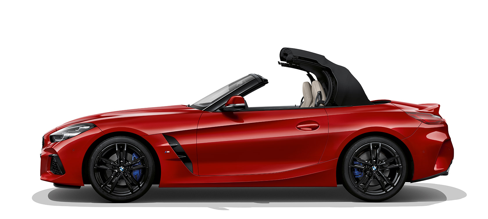 Bočni snimak modela BMW Z4 Roadster Bočni snimak modela BMW Z4 Roadster, otvaranje krova