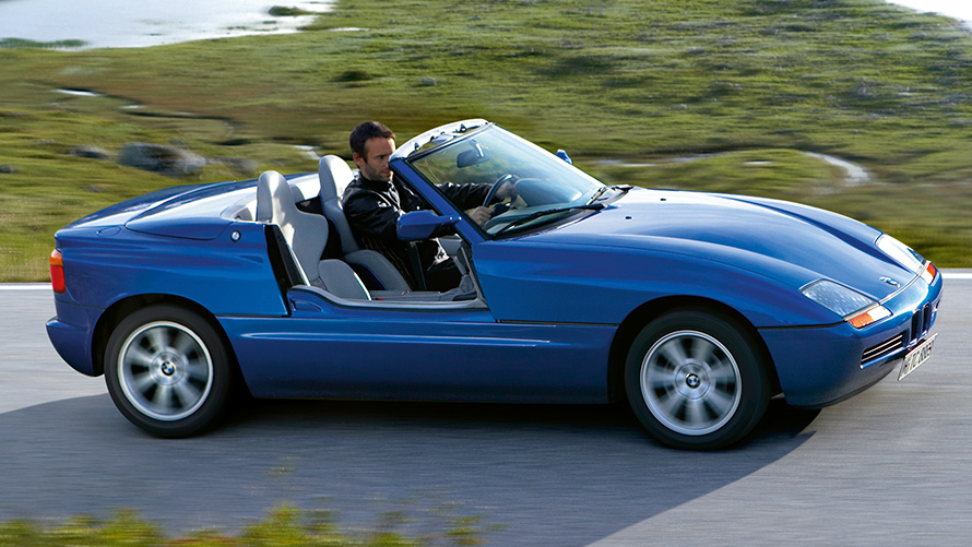 BMW Z1 (E30/Z) 7/8 bočni prikaz tokom vožnje BMW Z1 (E30/Z) 7/8 bočni prikaz tokom vožnje
