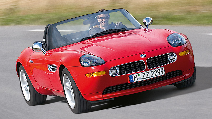 BMW Z8 Roadster (E52) tročetvrtinski prednji prikaz tokom vožnje BMW Z8 Roadster (E52) tročetvrtinski prednji prikaz tokom vožnje