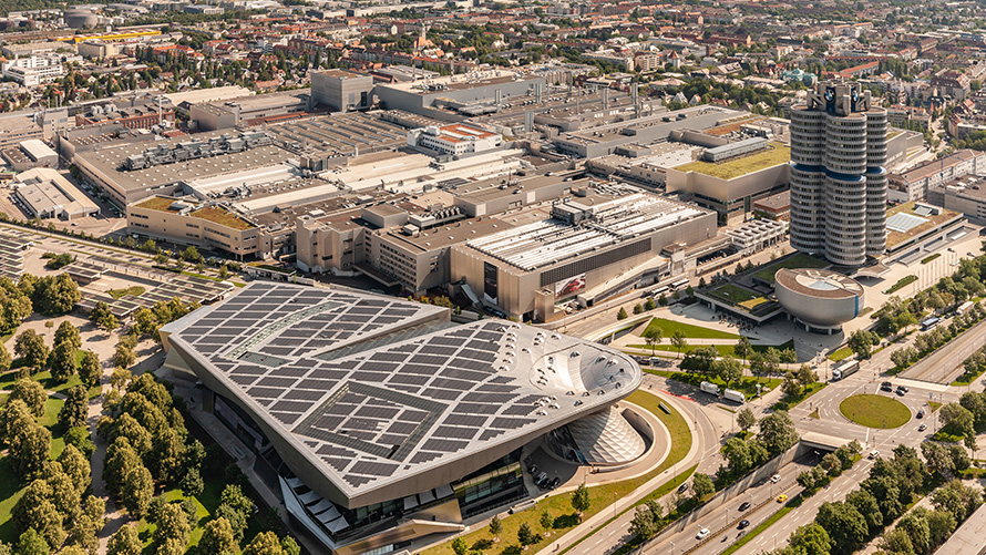 Usklađenost BMW Posebne prodajne ponude Održivost Centar Upravljanje. BMW Posebne prodajne ponude Održivost Centar Upravljanje Usklađenost BMW sedište iz ptičje perspektive