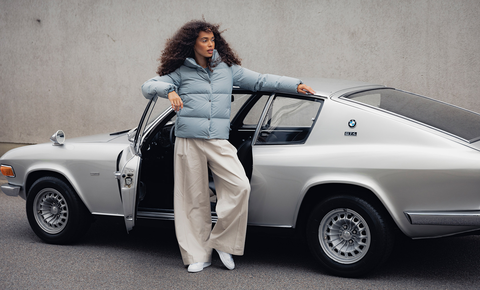 BMW Lifestyle katalog za 2023. Proizvodi u okviru Freude-ove kolekcije perjana jakna BMW Lifestyle katalog Proizvodi u okviru Freude-ove kolekcije perjana jakna