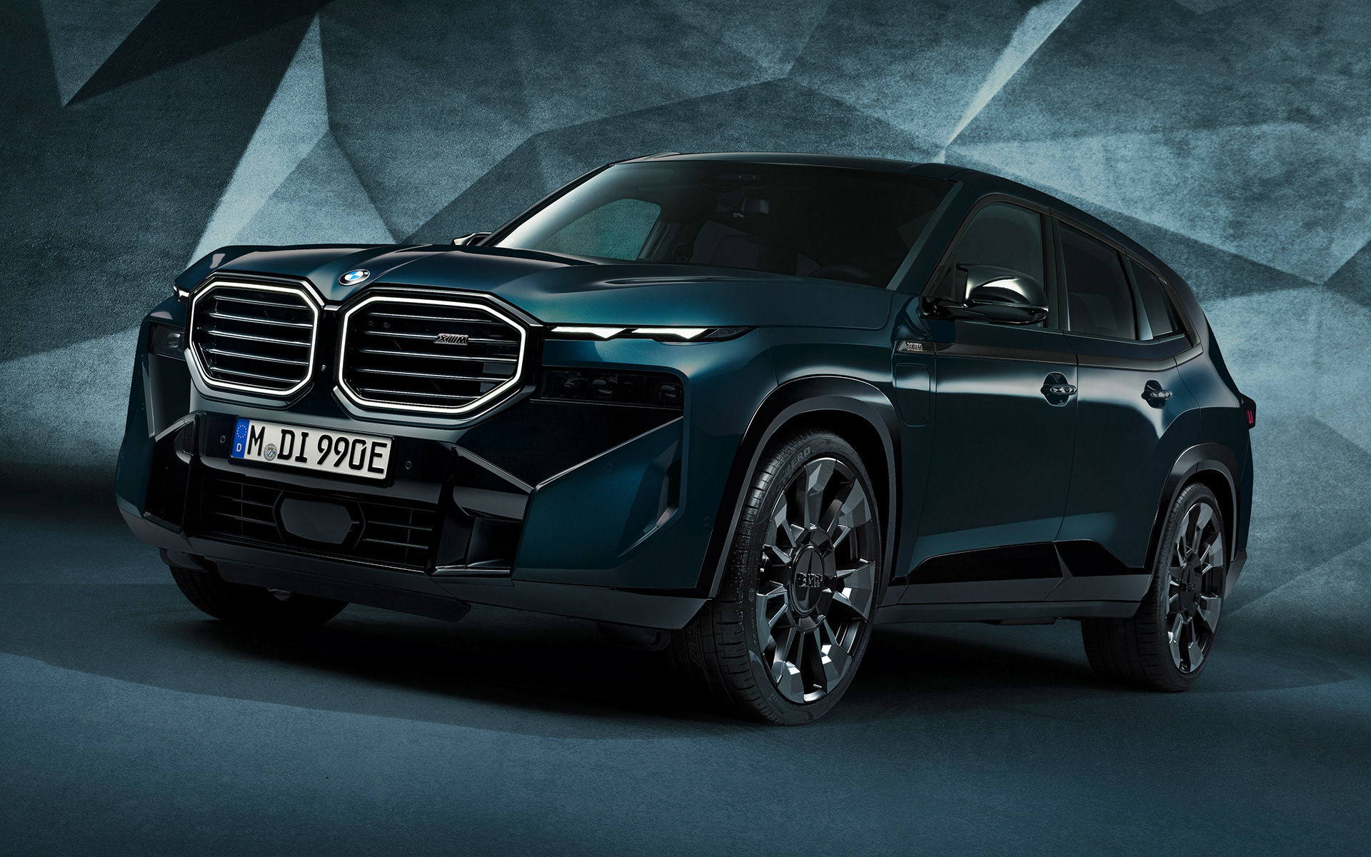 BMW XM G09 BMW Individual Petrol Mica metalik BMW XM G09 BMW Individual Petrol Mica metalik