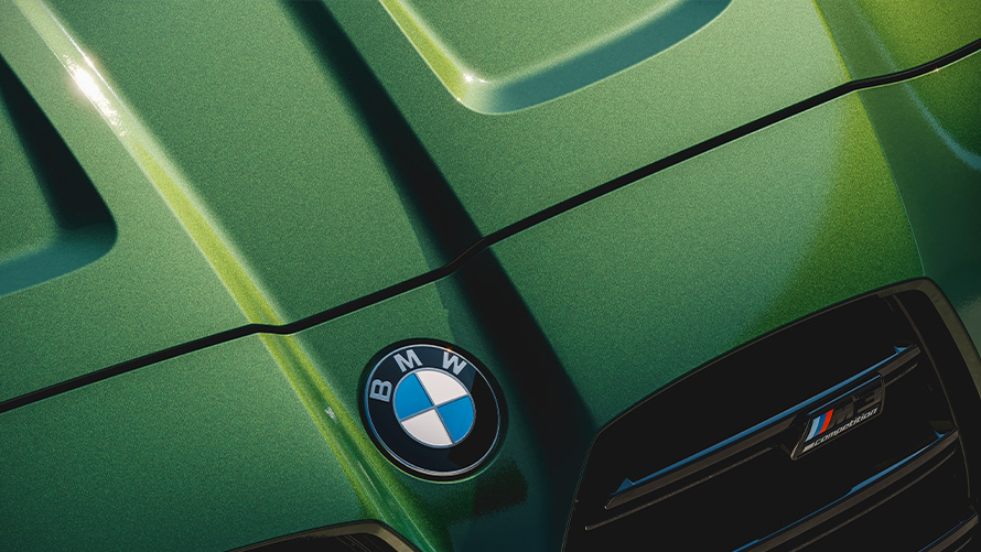 BMW M3 Competition M xDrive Touring BMW Individual Verde Ermes Metalik BMW logo BMW M3 Competition M xDrive Touring G81 2022 BMW Individual Verde Ermes Metalik BMW logo i BMW rešetka izbliza