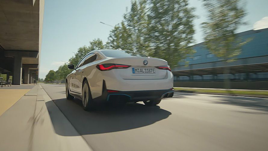 BMW električni automobili BMW i4 video o elektrificiranim voznim performansama BMW električni automobili BMW i4 video o elektrificiranim voznim performansama