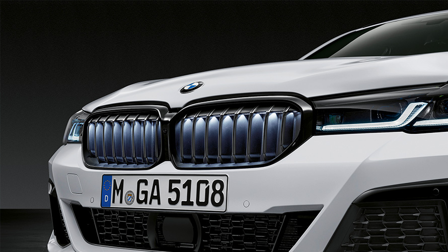 M Performance prednja rešetka Iconic Glow BMW dodatna oprema za jesen i zimu M Performance prednja rešetka Iconic Glow
