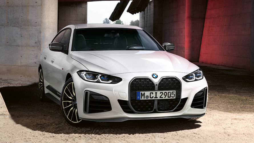 BMW Serija 4 Gran kupe G26 ICE tročetvrtinski prednji prikaz BMW M Performance delovi BMW Serija 4 Gran kupe G26 ICE tročetvrtinski prednji prikaz