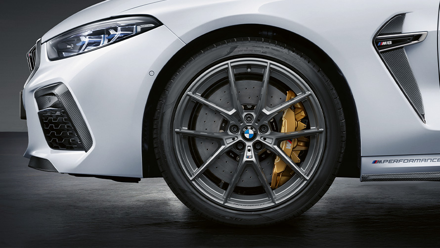 BMW M Performance u Y-spoke stilu 863 M BMW M Performance u Y-spoke stilu 863 M sa BMW letjim gumama